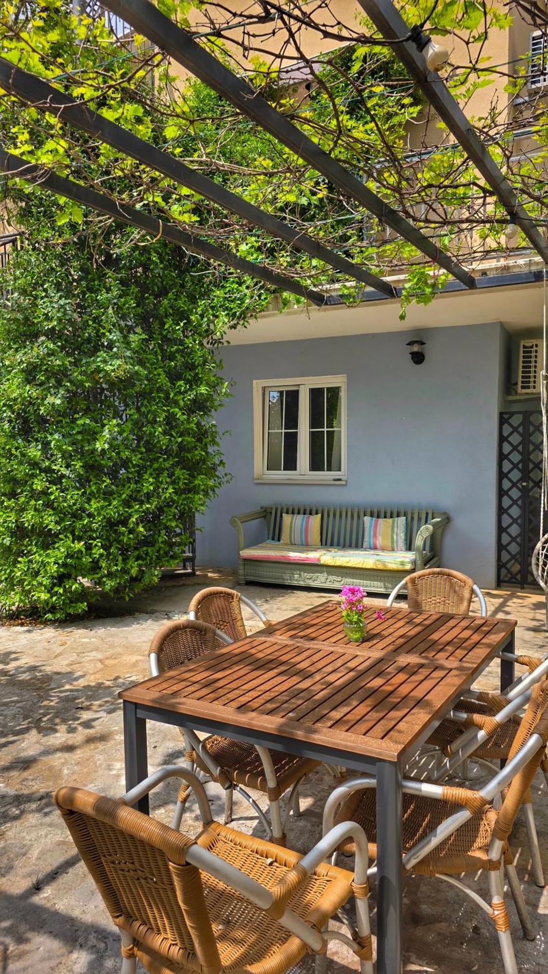 Apartment Mint&Rose Risan Buitenkant foto