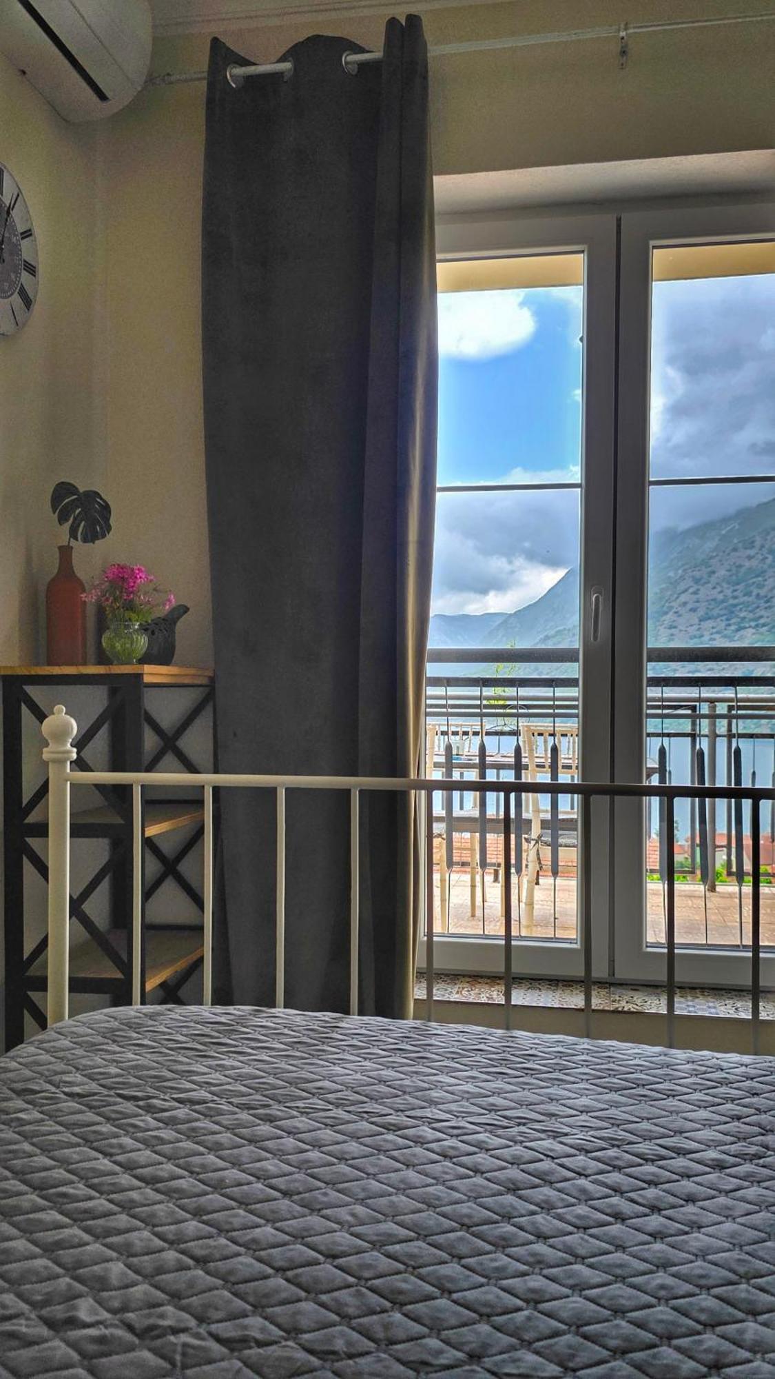 Apartment Mint&Rose Risan Buitenkant foto